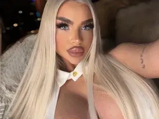 Streamate Live Sex of ChrystalCade