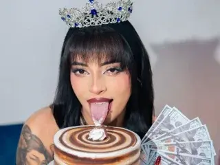 Streamate Sex Cam of MiiaaMonroe