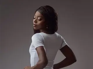 Streamate Free Porn Cam of GiselleLeinz