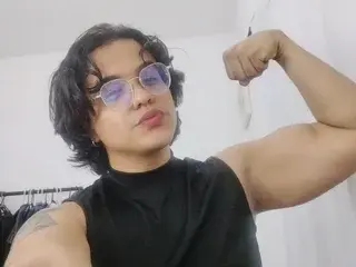 Streamate Free Porn Cam of dan_blossom