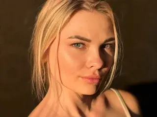 Streamate Private Sex Chat of Tina_Candy