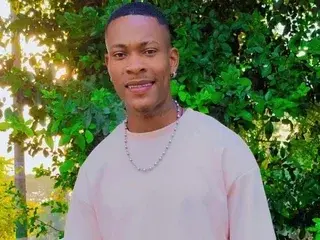 Streamate Watch Live Sex Cams of KinggFit