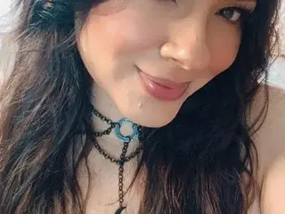 Streamate Private Sex Chat of SophieCurvess