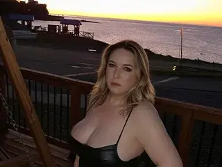 Streamate Free Live Porn of TITANIC_TITS