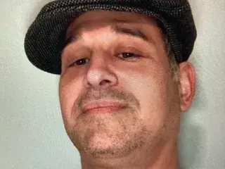 Streamate Free Live Porn of HoneyGuy18