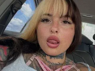 Streamate Best live sex cam show of HoneyDripsOnYou