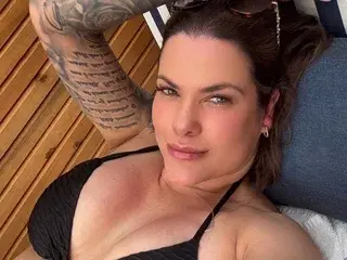 Streamate Best Webcam of TheNaughtyMilfNextDoor
