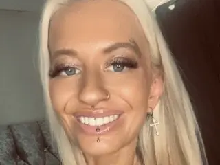 Streamate Free Porn Cam of BabeBeth40