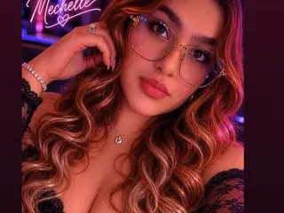 Streamate Sex Cam of MechelleLyonn