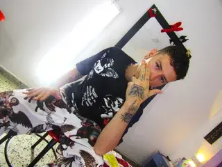 Streamate Adult Webcam of RyanOwenss