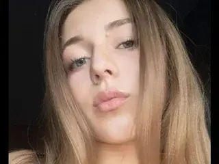 Streamate Watch Live Sex Cams of LoveDovee