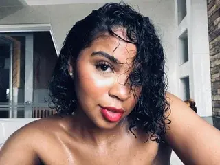 Streamate Private Sex Chat of LIISAMENDEZ