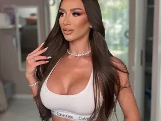 Streamate Free Porn Cam of Julia_Quin
