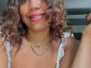 Streamate Adult Webcam of BustyGlow121