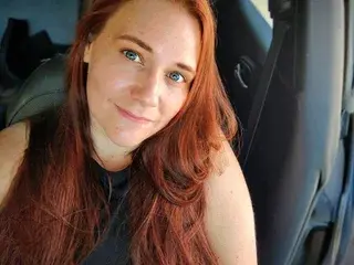 Streamate Live Porn of Sneakydesire