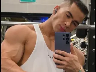 Streamate Nude Webcam of JOEY_EVANS