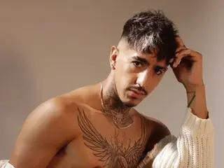 Streamate Adult Webcam of Donovan_Desmond