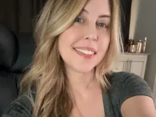 Streamate Watch Live Sex Cams of KayBayBees