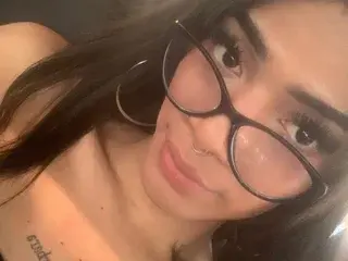 Streamate Live Sex Cam of Deboraraquel