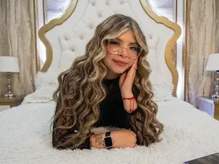 Streamate Sex Cam of RiileyAngel