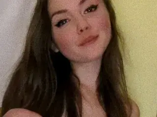 Streamate Live Sex Cam of Aurelia