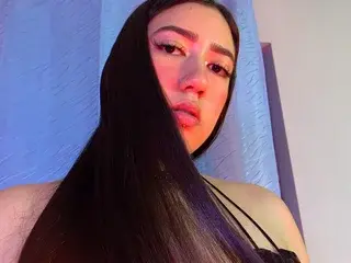 Streamate Live Porn of AuroraShyrzt