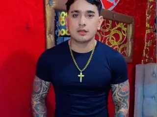 Streamate Adult Webcams of JHOVIPAIN