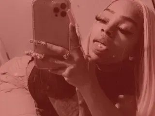 Streamate Free Porn Cam of QueeenJ