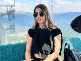 Streamate Nude Webcam of RoseDiamond18