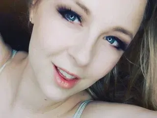 Streamate Live Sex Cam of AussieCosplay
