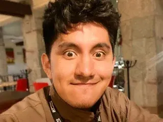 Streamate Live Porn of DavisLewis