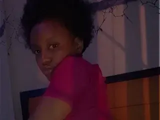 Streamate Free Live Porn of Amiraluciennex