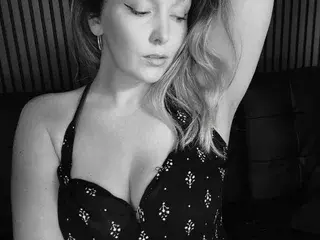 Streamate Best live sex cam show of DeepThroatDarling
