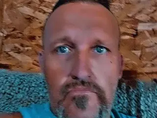 Streamate Live Sex Cam of EtienneBeem