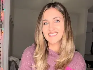Streamate Watch Live Sex Cams of Freeland