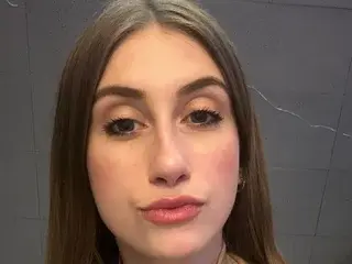 Streamate Watch Live Sex Cams of Walkiria19