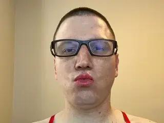 Streamate Live Porn of SubmissiveWhore