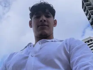 Streamate Live Porn of MaxStar23