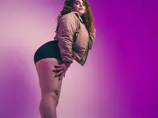 Streamate Adult Webcam of NinnaCurly