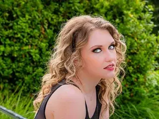 Streamate Watch Live Sex Cams of LynaJade