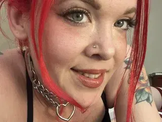 Streamate Best Webcam of TemptingTiny