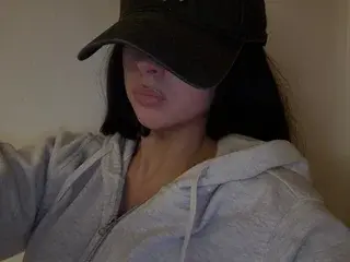 Streamate Adult Webcam of SweetScarletteUK