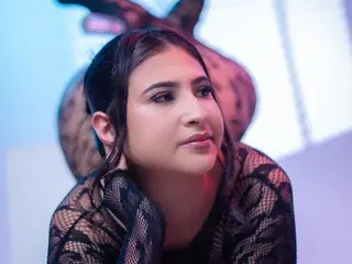 Streamate Live Porn of alondrasoomer