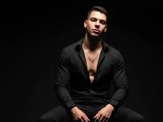 Streamate Nude Webcam of mikejorddan