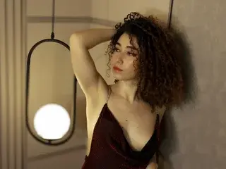 Streamate Free Live Porn of MeganLeroy