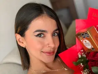 Streamate Nude Webcam of MacarenaEscobar27