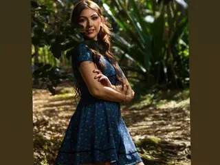 Streamate Sex Chat of NatalieSaenz29