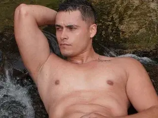 Streamate Free Live Porn of Conor_Smiith