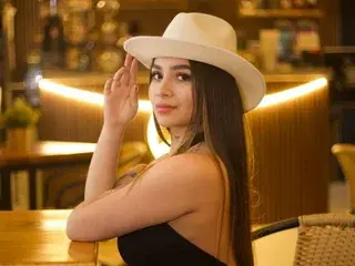Streamate Watch Live Sex Cams of LunaaBaker