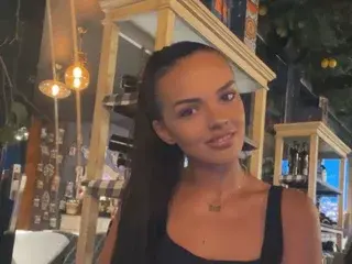 Streamate Live Sex Cam of CarolinaPetra
